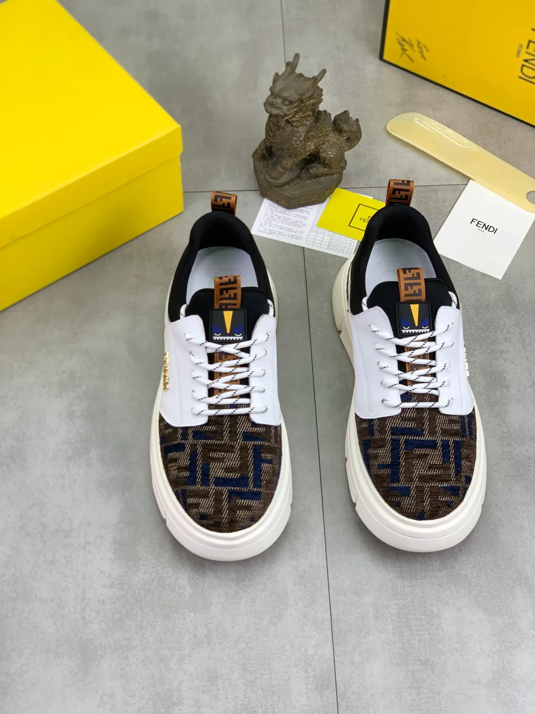 ​Men's shoes 💰P400 💰[New style] little monster 🆘 New FENDI (Fendi) new style 🕶️🕶️Simple routing effect, showing an elegant and cool driving shoe 🎬Using imported calfskin + first-layer pigskin lining🐂Excellent material🎬Detailed workmanship 🤗Comfortable foot feel➰➰. ​Pair it with any outfit to show your taste and temperament, low-key luxury ♻️Design ​simple and elegant ​noble and fashionable 🍃​Very loved and favored by trendy men 💓❤️size: 38-44 2️⃣colors available